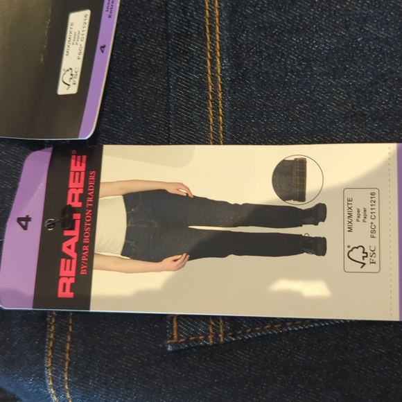 Sz 4 Realtree Women's Jeans - Picture 1 of 7